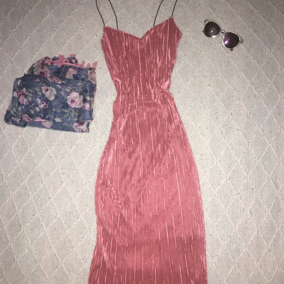 Bodycon dress with spaghetti straps. - Picture 2 of 3